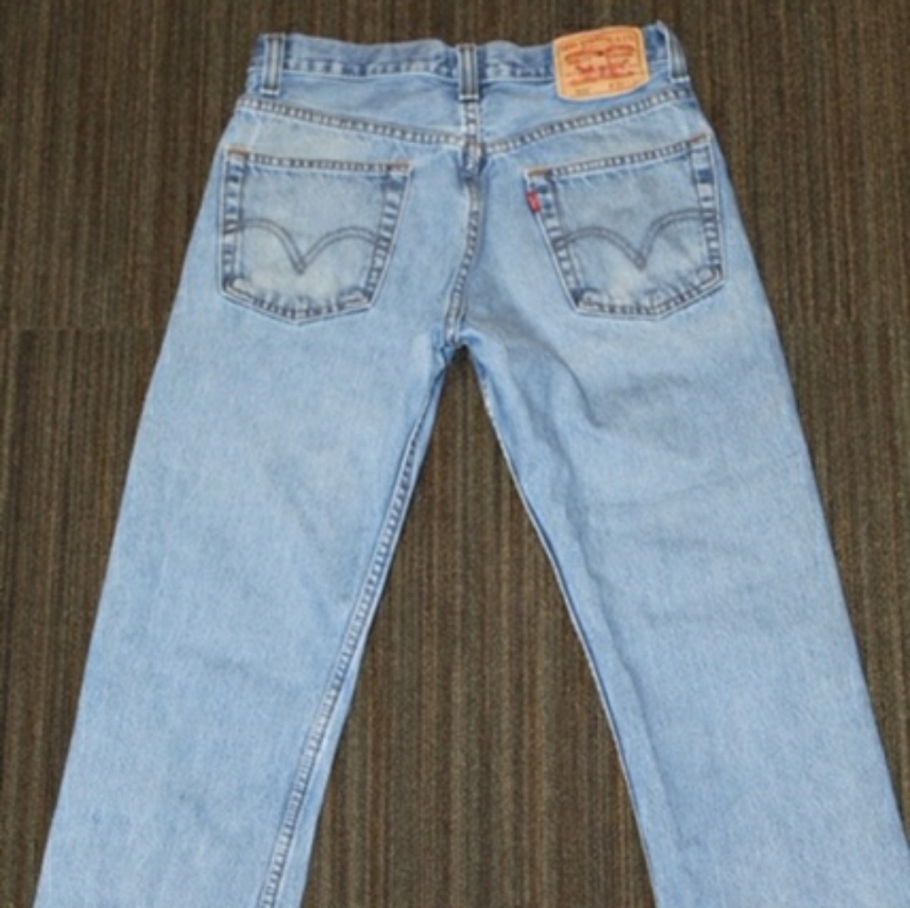 Light Wash Levi 505